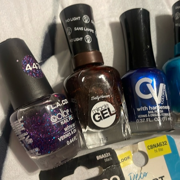 Lot of 10 Nail Polishes! Many Brands - ESSIE, SALLY Hansen, LAColors etc. - Picture 3 of 9